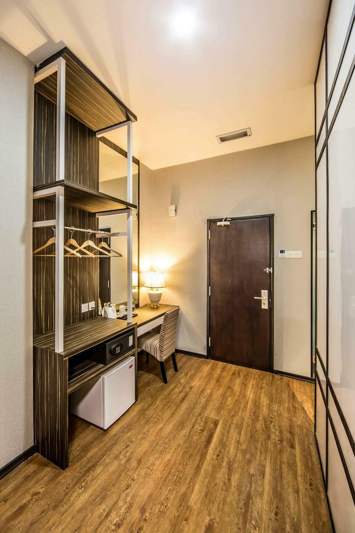 Hotel De Sweet Boutique 2*